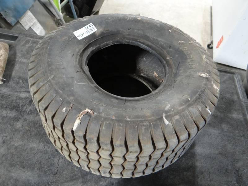 lot 5640 image: Lawn mower tire.