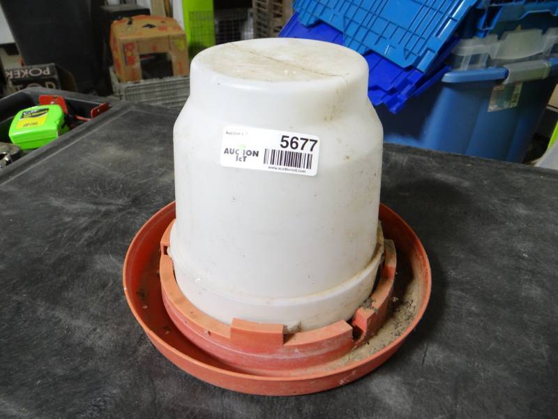 lot 5677 image: Plastic chicken water dispenser