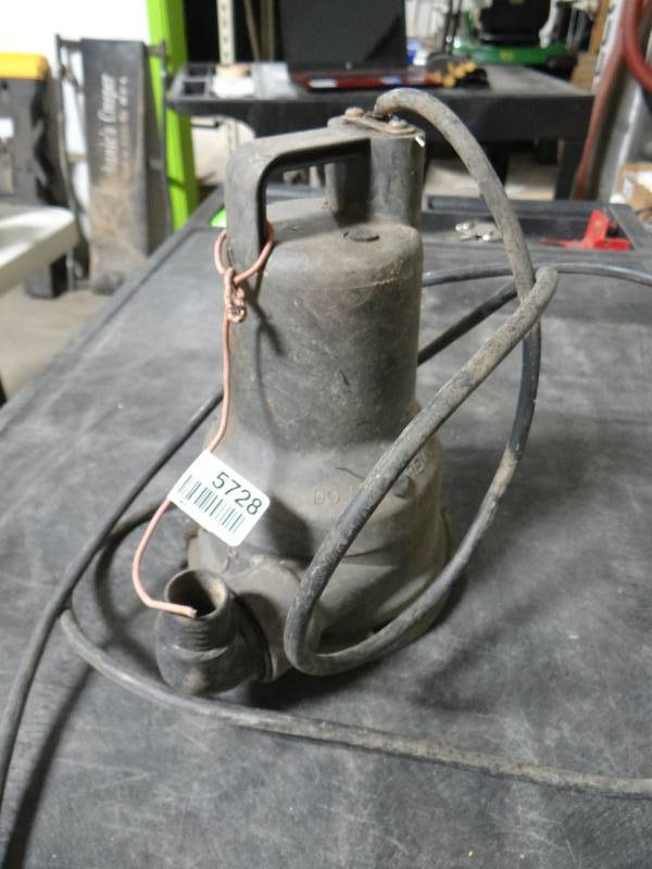 lot 5728 image: Water pump.