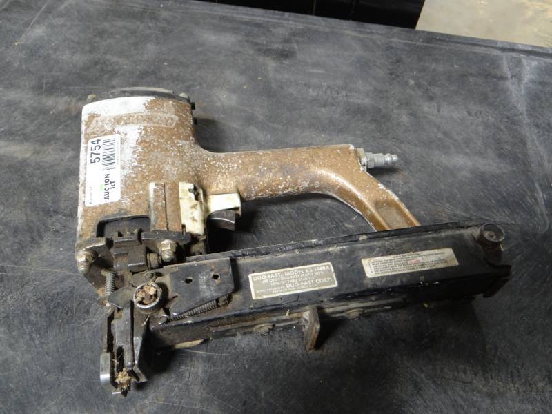 lot 5754 image: Duo fast staple gun.