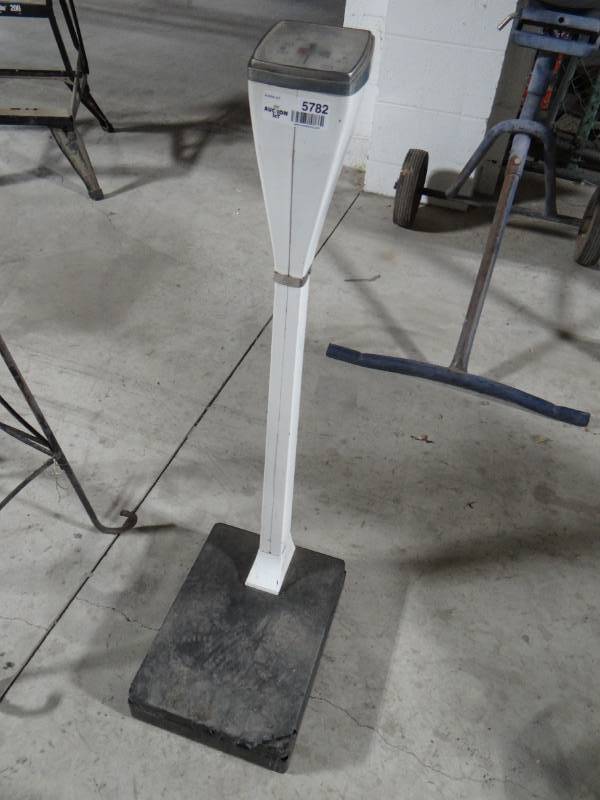 lot 5782 image: Telo meter scale.