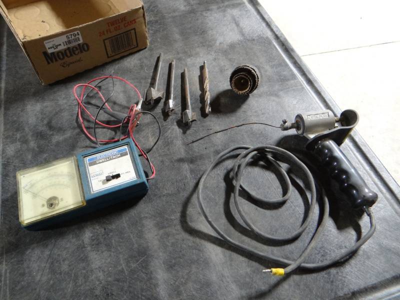 lot 5794 image: Electronical dwell tach, Drill attachments, kelarc stitch welder.