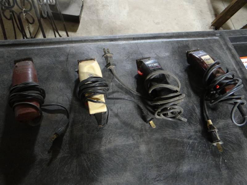 lot 5801 image: Pet hair clippers.