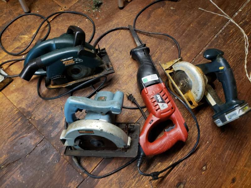 lot 2238 image: Various Saws