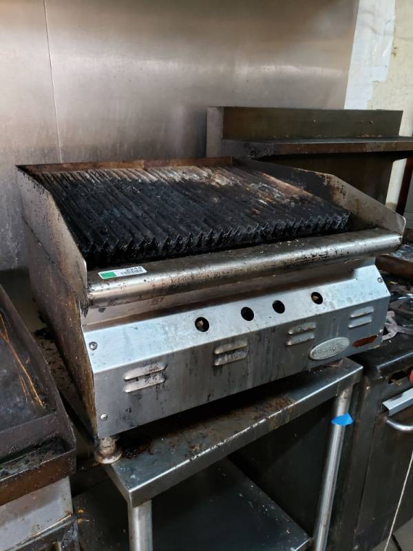lot 2244 image: Red Hots Table Top Grill