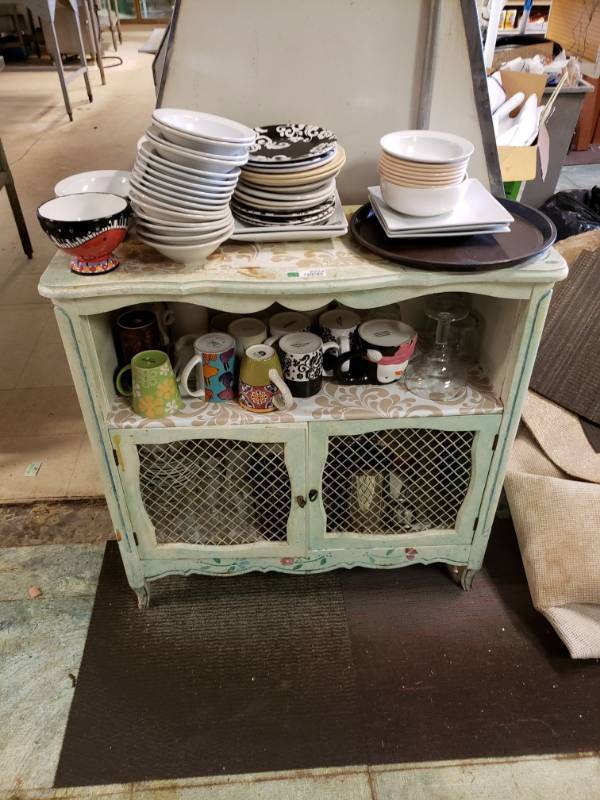 lot 2254 image: Wooden Cabinet With various Glassware