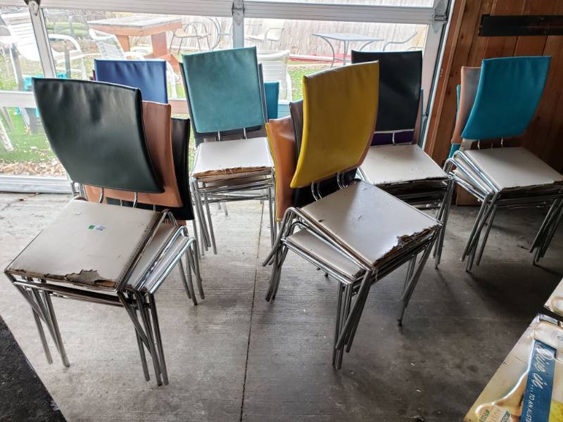 lot 2255 image: (30) White Metal Chairs with Various colored Backs