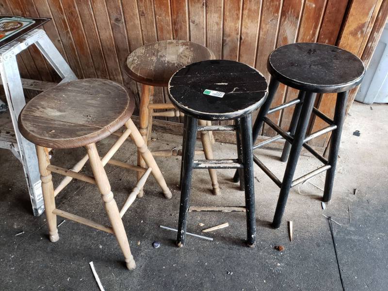 lot 2261 image: (4) Various Wooden Barstools