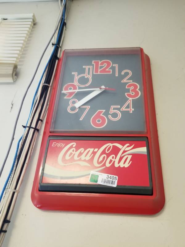 lot 3405 image: Coca Cola Clock
