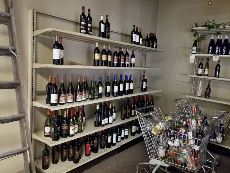 lot 3420 image: Wall Shelving 3 Piece