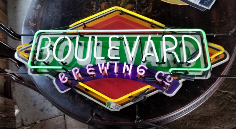 lot 3436 image: Boulevard Brewing Co Light Up Sign
