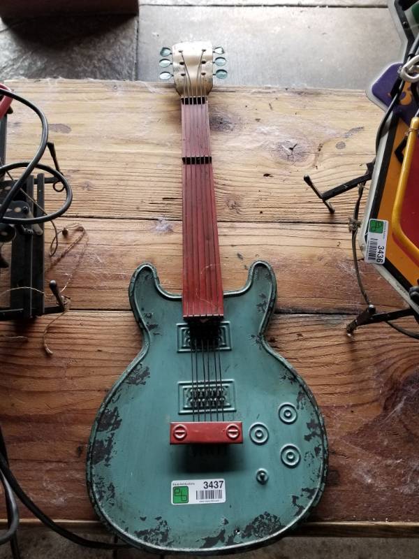 lot 3437 image: Metal Guitar Decor