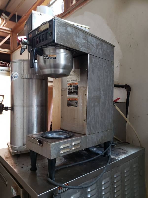 lot 2281 image: Bunn Coffee Maker