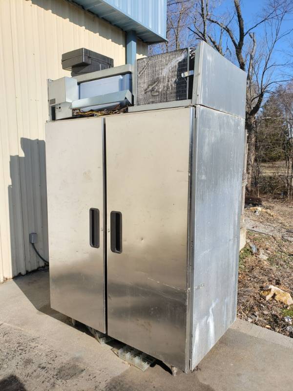 lot 2284 image: Hoshizaki Commercial Refrigerator or Freezer