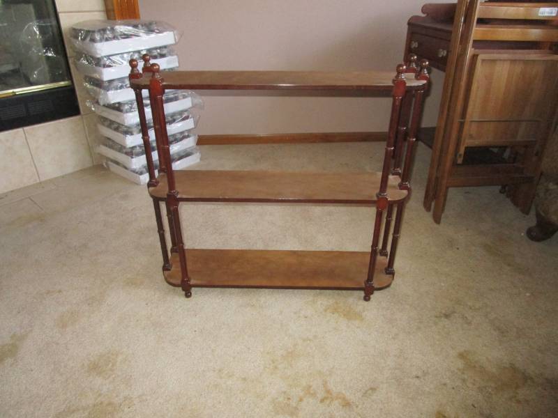 lot 13084 image: Vintage Set of Wood Shelves