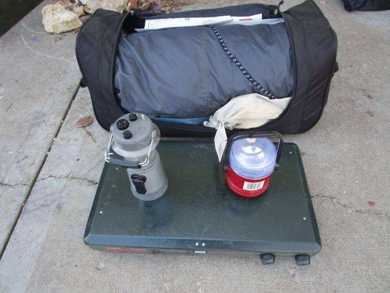 lot 13126 image: Camp Stove, 20x10 Tent and Camp Lights Lot