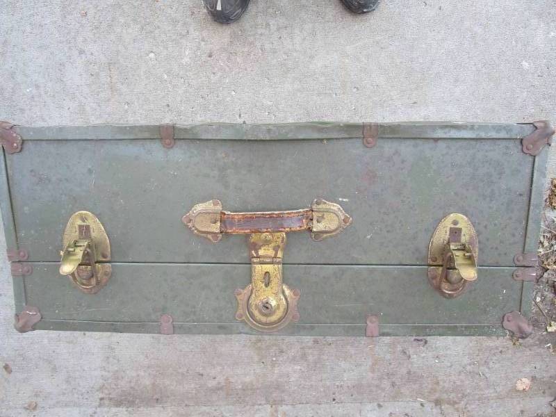 lot 13130 image: Metal Trunk