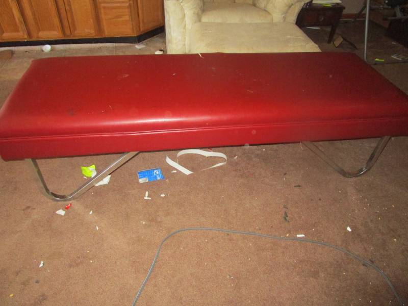 lot 13198 image: Vinyl covered Metal Bench