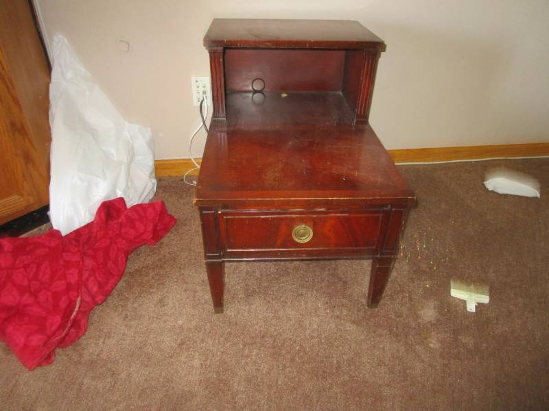 lot 13199 image: Wood End Table Cherry color