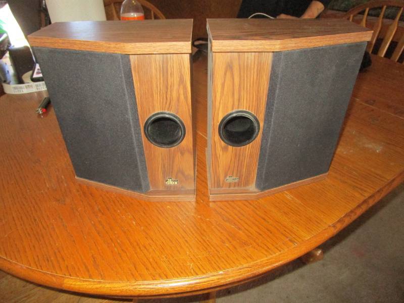 lot 13214 image: Pair of DBX Speakers