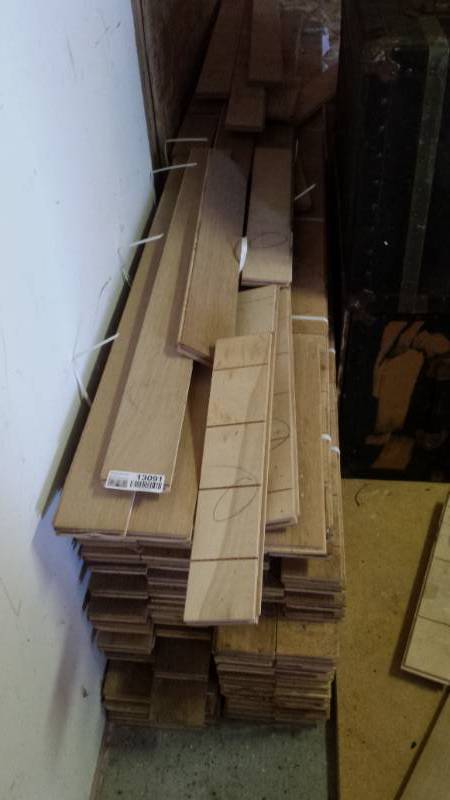 lot 13091 image: Tongue n Groove Wood Lot