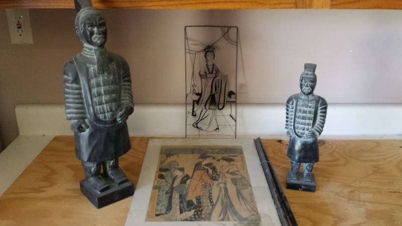 lot 13200 image: Chinese Soldier Statues and Asian Dcor