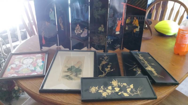 lot 13209 image: Misc Lot of Asian Theme Pictures and Dcor