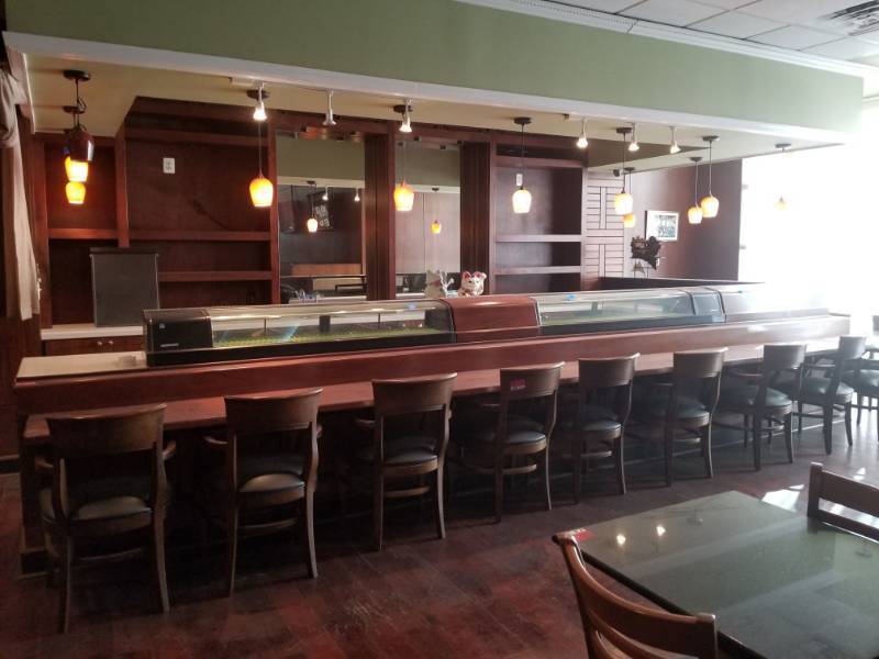 lot 1523 image: Entire Sushi Bar