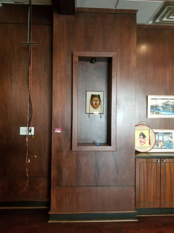 lot 1534 image: Wood Column