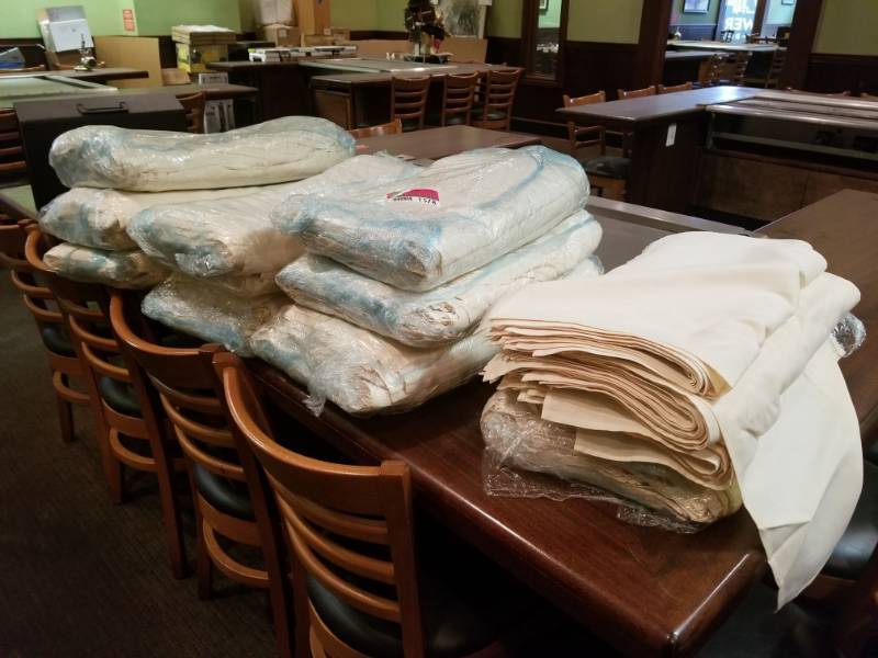 lot 1578 image: Lot of Beige Linen Napkins