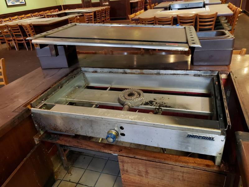 lot 2030 image: Imperial Teppan-Yaki Griddle Model# ITY-48