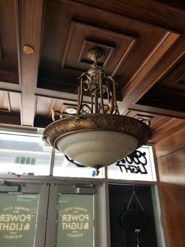 lot 2175 image: Hanging Chandelier