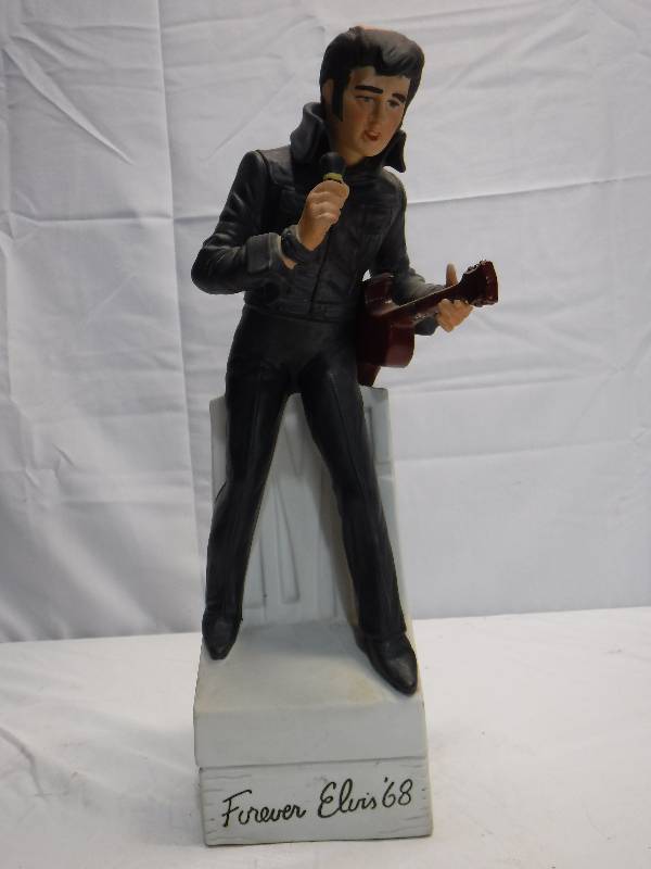 lot 1257 image: Elvis musical decanter