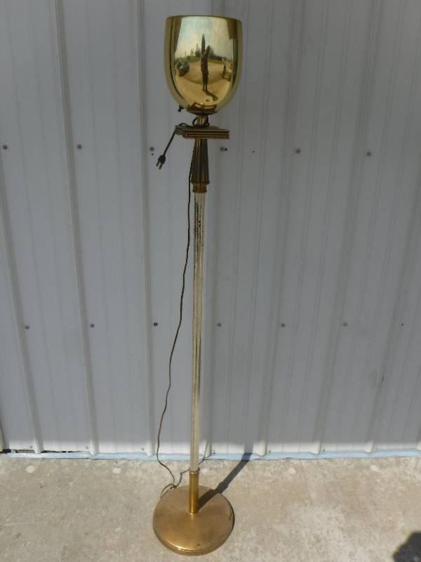 lot 1262 image: Floor lamp number 2