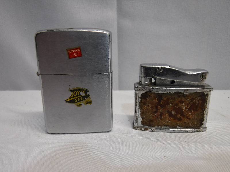 lot 1236 image: 2 refillable lighters