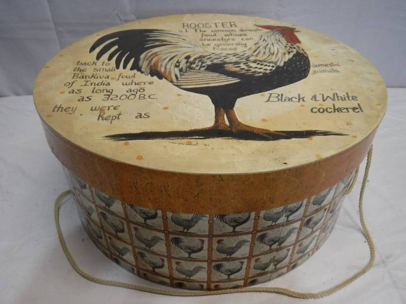 lot 1284 image: Rooster round box with candles and wax melts inside