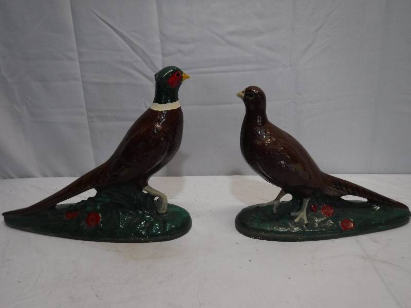 lot 1287 image: Ceramic birds