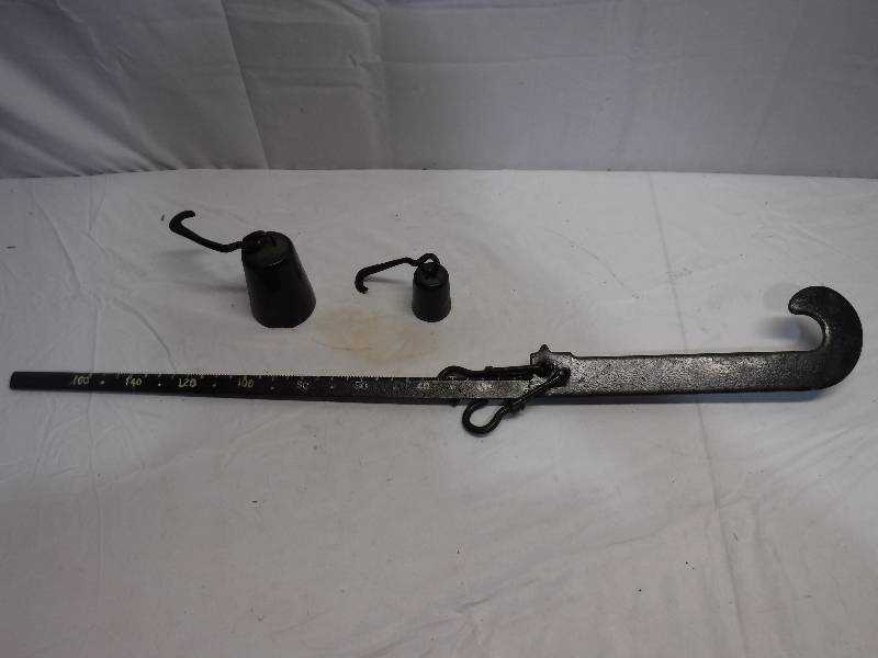 lot 1307 image: Hook Scale and weights