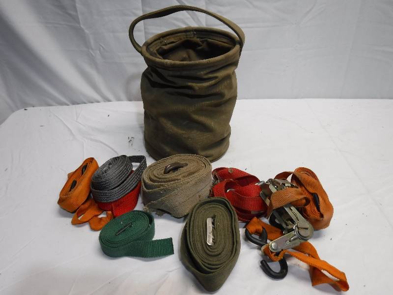 lot 1308 image: Canvas bag and ratchet straps