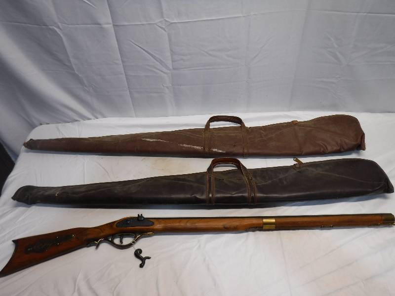 lot 1309 image: Prop gun wall hanger