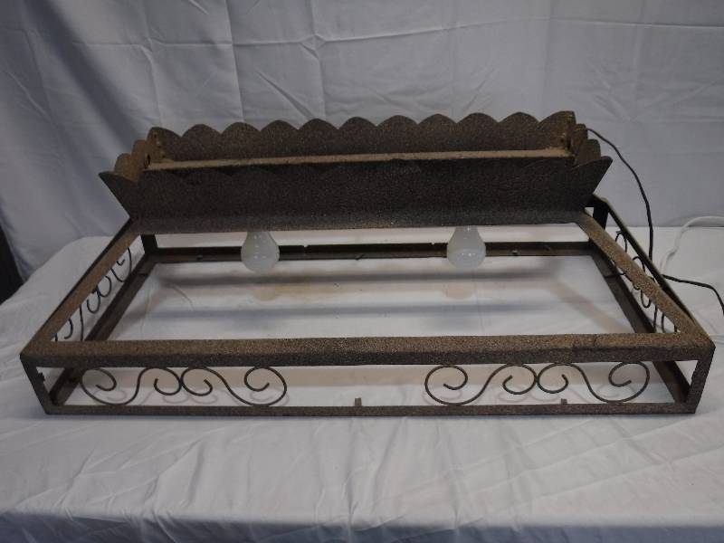 lot 1313 image: Pool table style hanging light, no glass