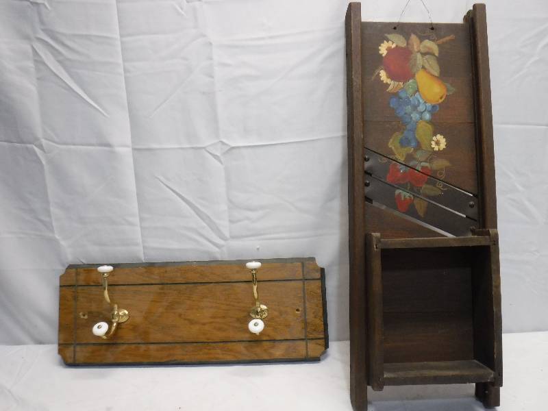 lot 1335 image: Wood coat hanger rack and painted item