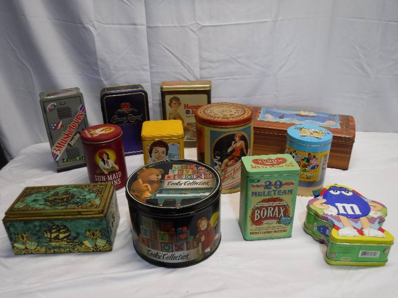 lot 1368 image: Collectible tins lot Includes a treasure chest one