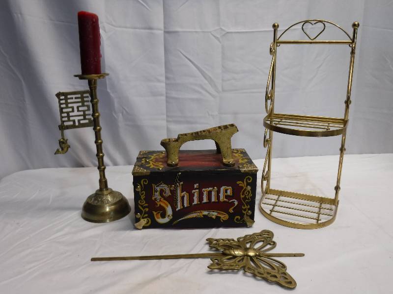 lot 1386 image: Candle holder, mini shoe shine trinket box and more