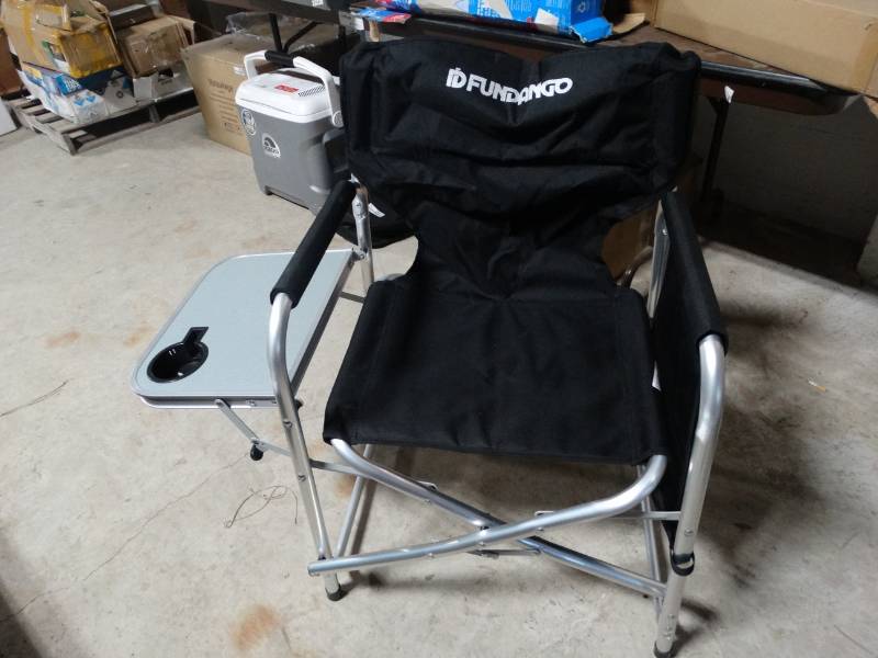 lot 19000 image: Fundango lawn chair