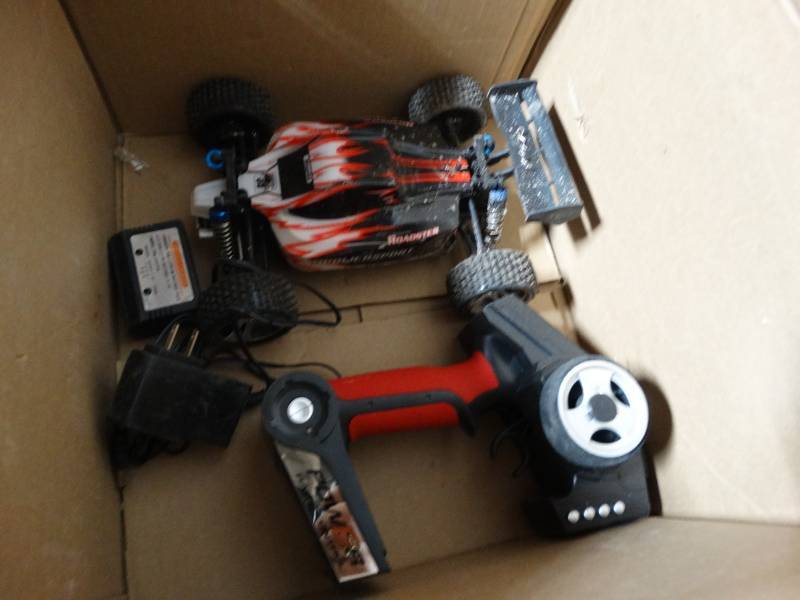 lot 19018 image: Powersport rc car