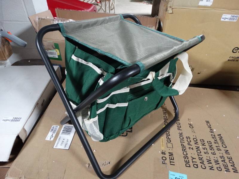 lot 19043 image: Garden tool set chair