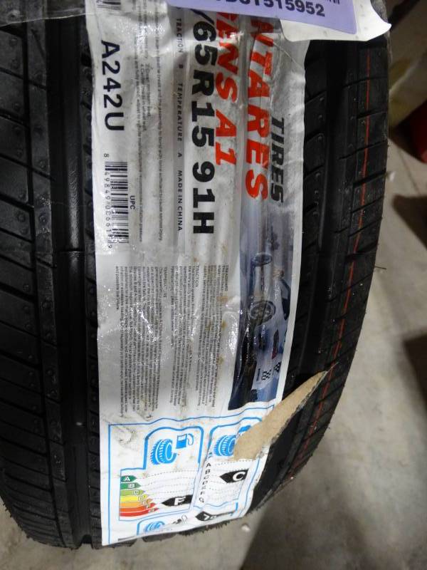 lot 19046 image: Ntares tire