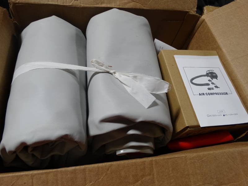 lot 19058 image: Onxo inflatable gymnastics tumbling mat  w air compressor