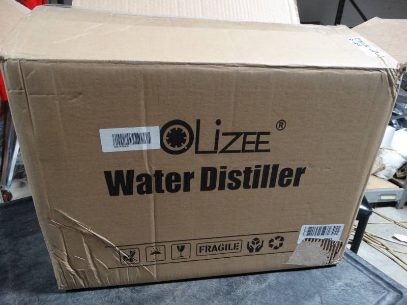lot 19103 image: Lizee water distiller
